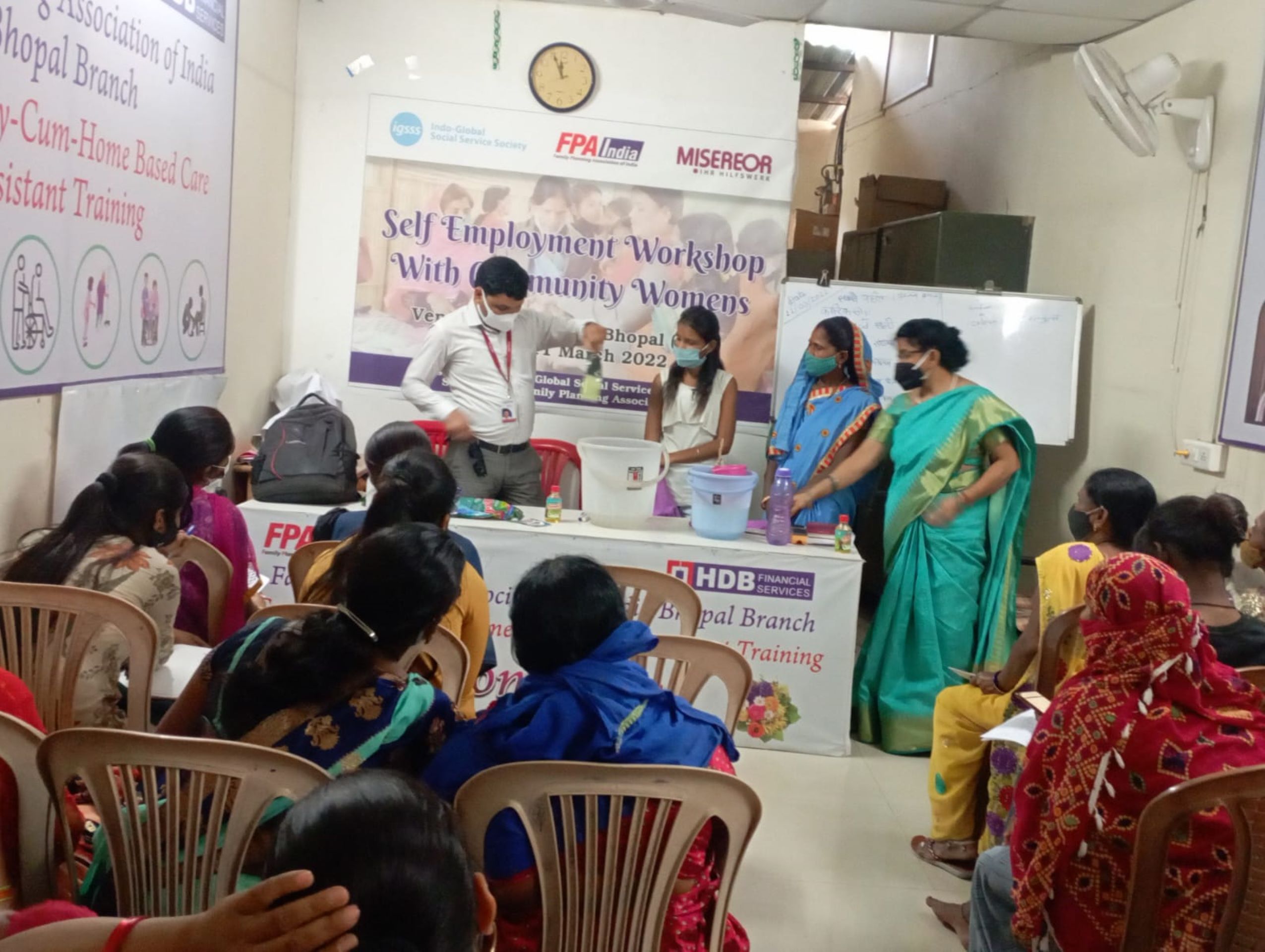 Renu Singhal - Sewing School